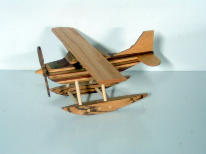 WOOD PONTOON PLANE Made with Five Different Types of Wood